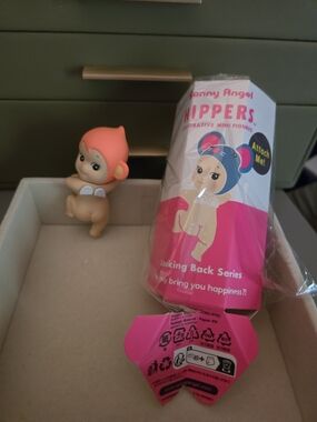 New - Monkey Hippers Sonny Angel